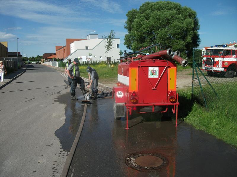 foto 077.jpg - drba techniky a materilu po pjezdu ze evnic